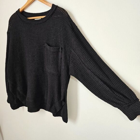 EUC UMGEE BLACK KNIT BOATNECK LOOSE FITTING SWEATER TOP LONGSLEEVES SIZE SMALL - Picture 2 of 16